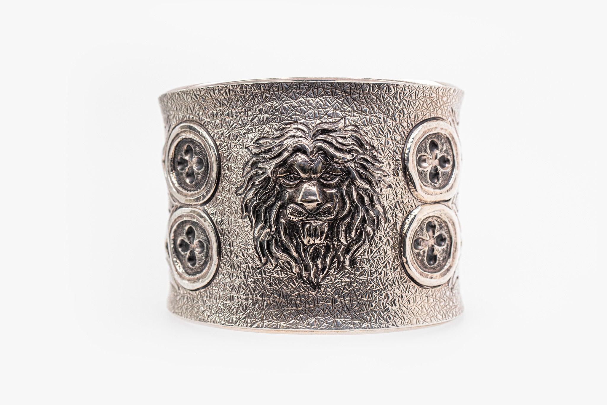 Amazon.com: MENDINO Mens Womens Heavy Lion Bracelet Stainless Steel Link  Wrist Silver (Heavy Lion Bracelet): Clothing, Shoes & Jewelry